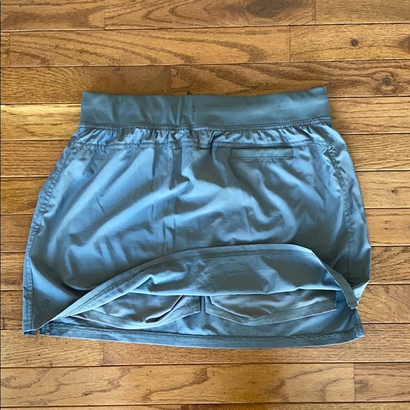 Champion 9 skort - Picture 3 of 5